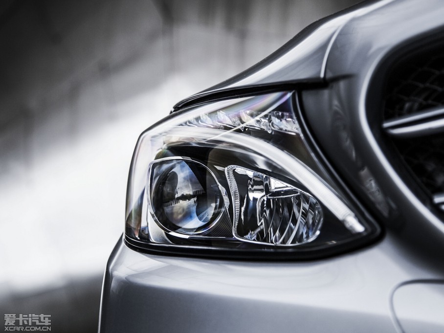 2014YC(M) C 300 4MATIC Ҏ