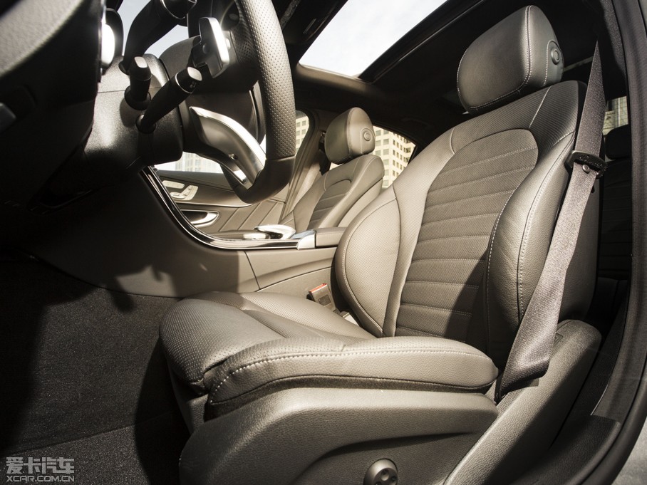 2014YC(M(jn)) C 300 4MATIC Ҏ(gu)