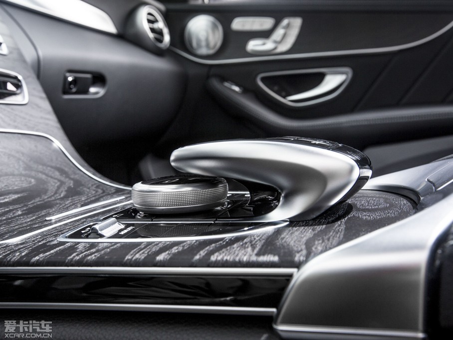 2014YC(M) C 300 4MATIC Ҏ