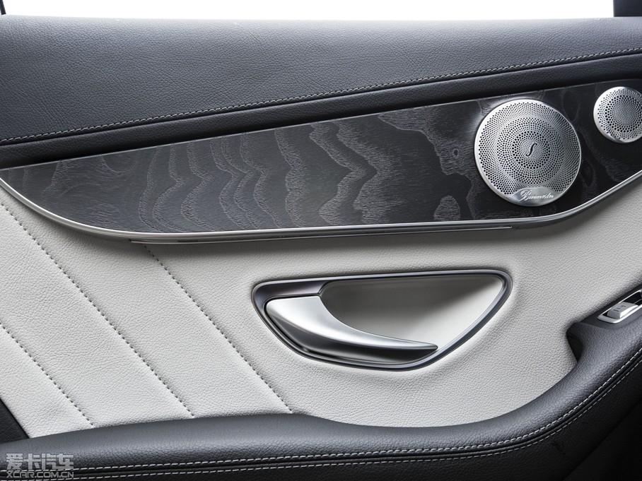 2014YC(M) C 400 4MATIC Ҏ