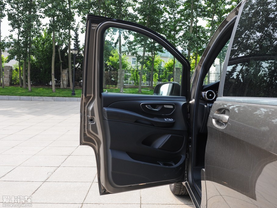 2016��YV��(j��)(����) V 250 BlueTEC