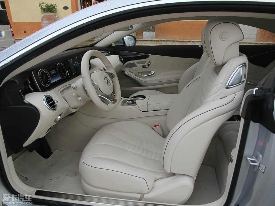 2014��YS���p�T Coupe