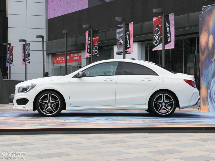 2014YCLA CLA 260 4MATIC