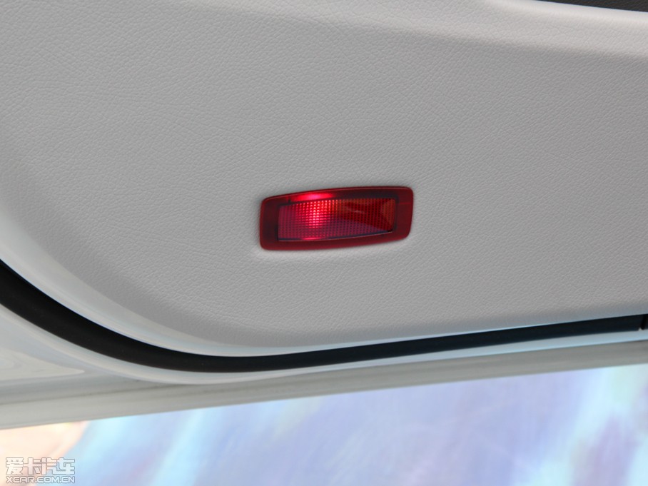 2014YCLA CLA 260 4MATIC