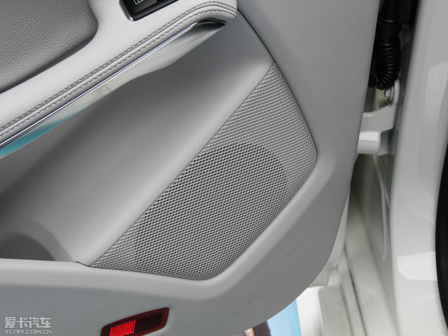 2014YCLA CLA 260 4MATIC