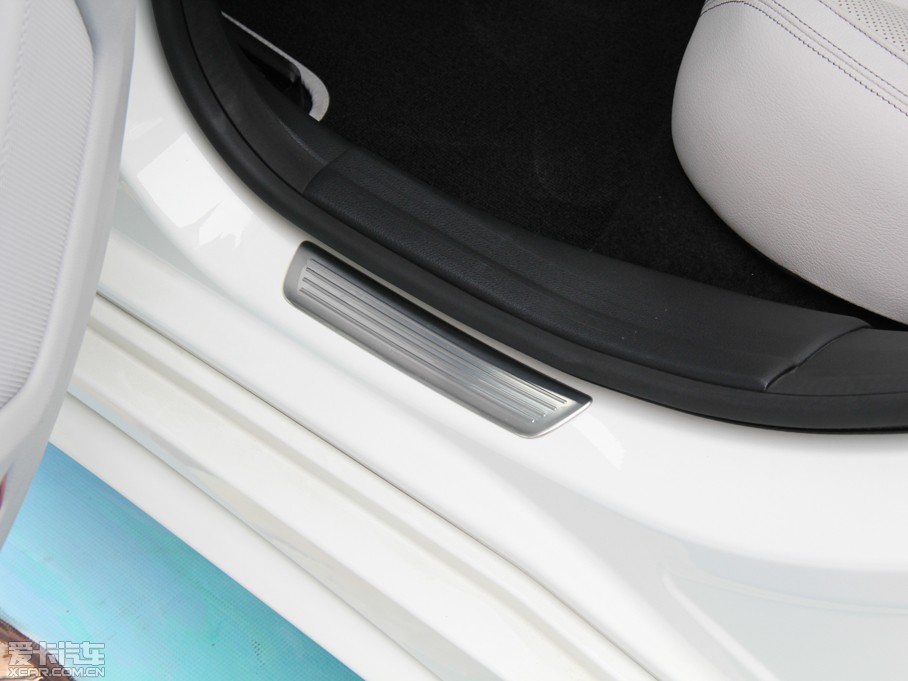 2014YCLA CLA 260 4MATIC