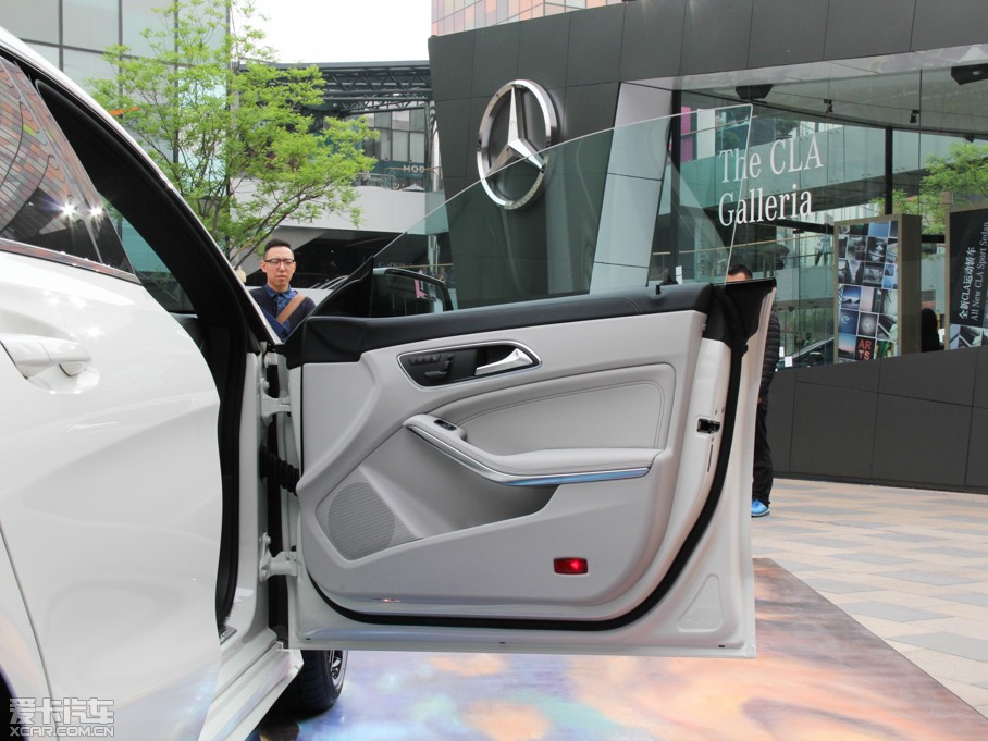 2014YCLA CLA 260 4MATIC