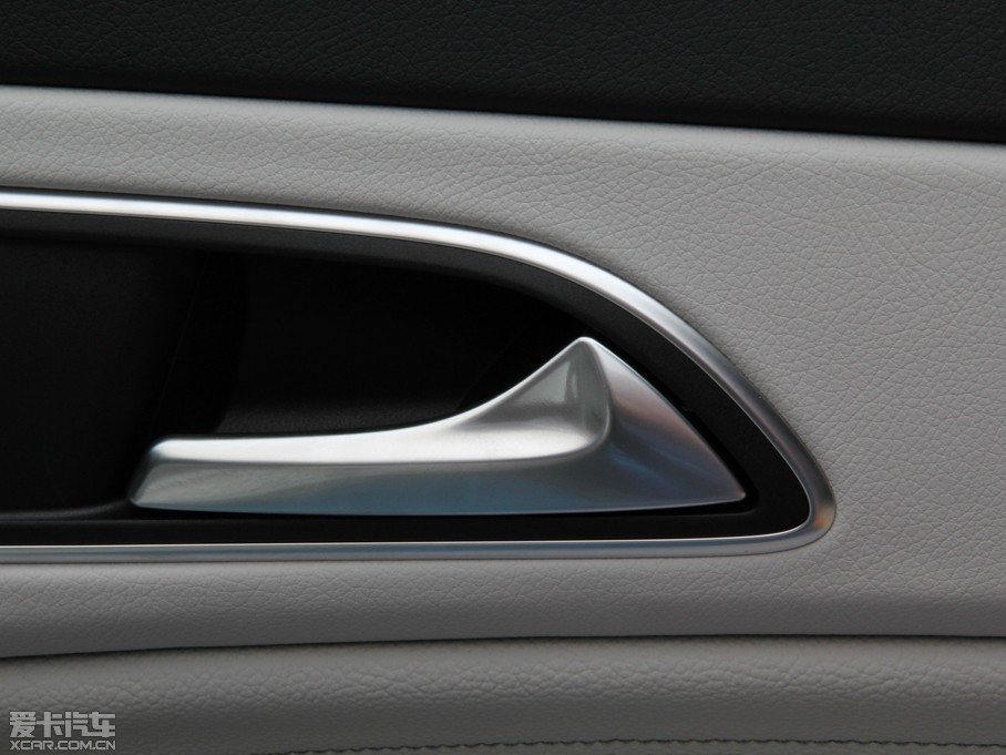 2014YCLA CLA 260 4MATIC