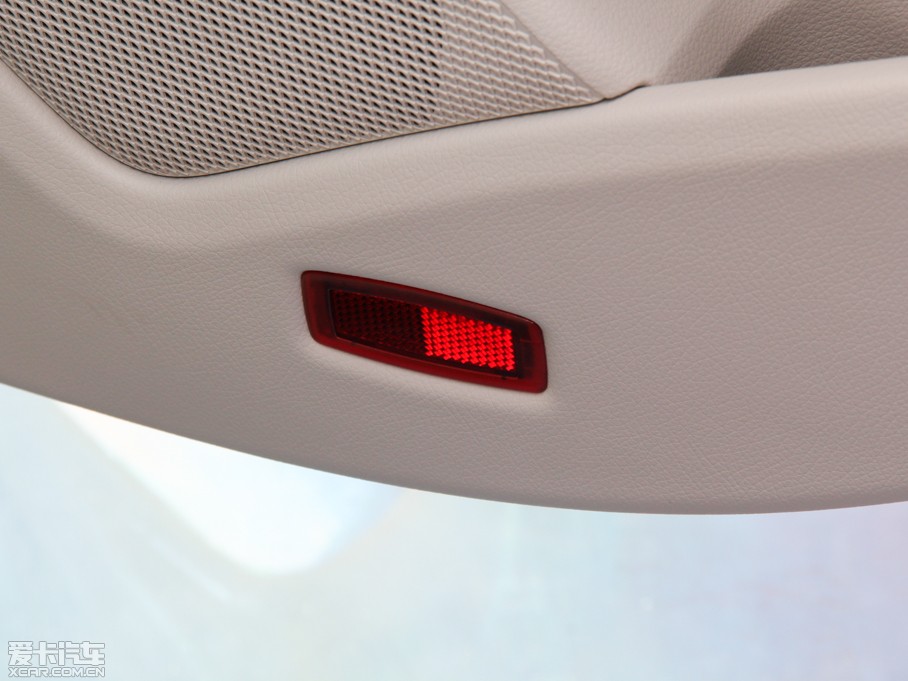 2014YCLA CLA 260 4MATIC