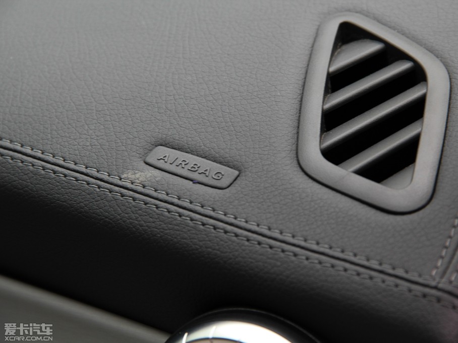 2014YCLA CLA 260 4MATIC