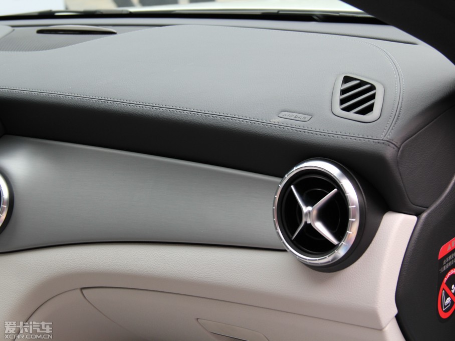 2014YCLA CLA 260 4MATIC