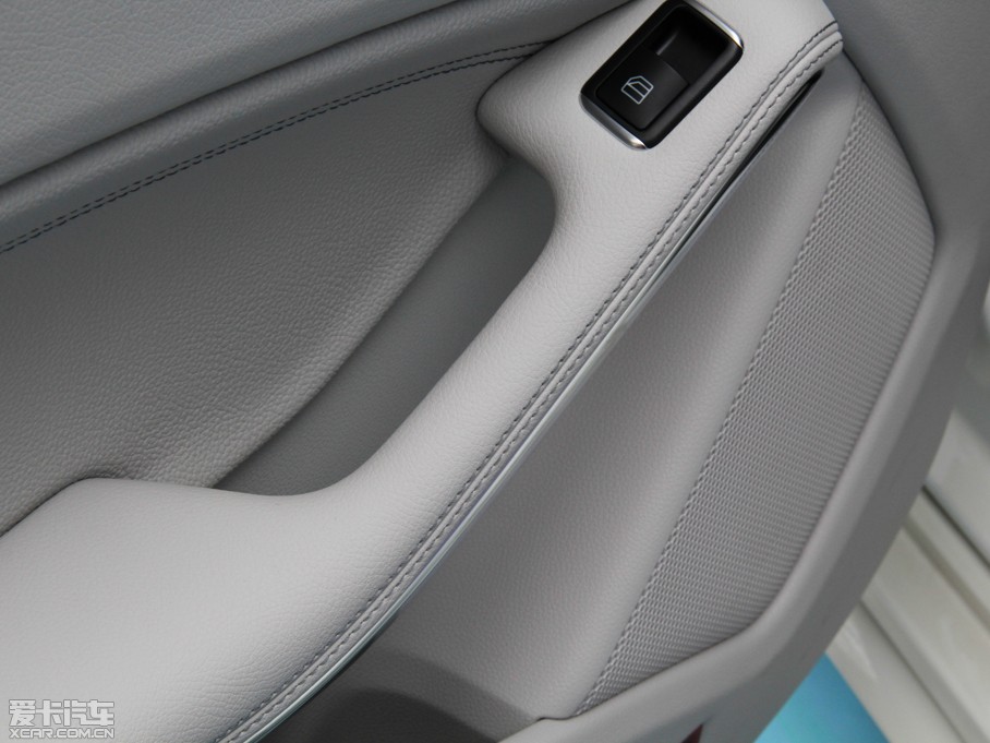 2014YCLA CLA 260 4MATIC