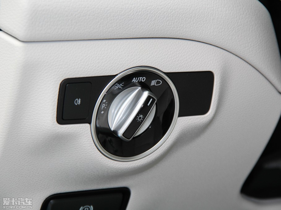 2014YCLA CLA 260 4MATIC