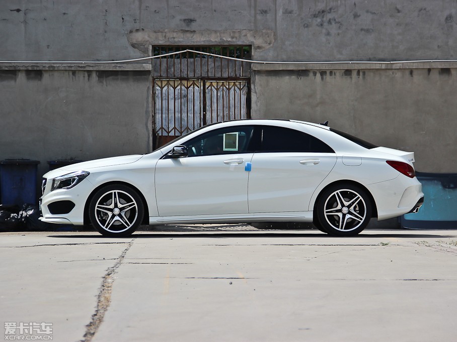 2014YCLA CLA 260 4MATIC