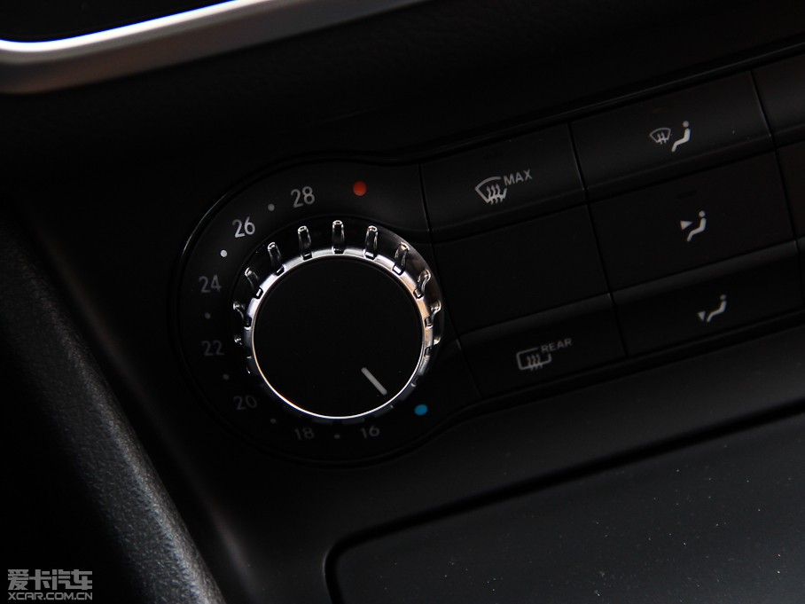 2014YCLA CLA 260 4MATIC