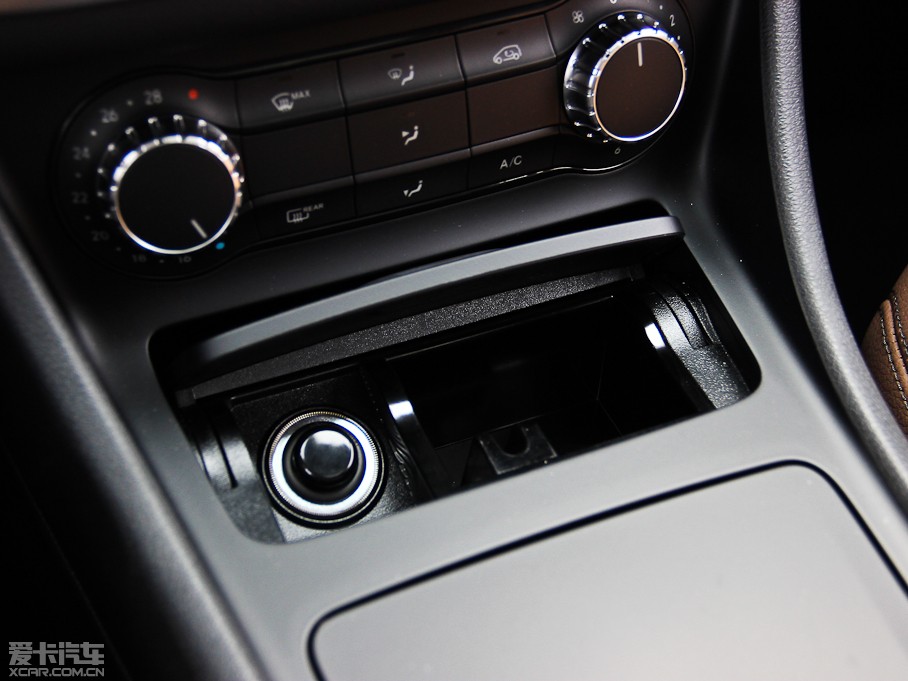 2014YCLA CLA 260 4MATIC