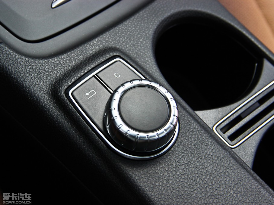 2014YCLA CLA 260 4MATIC