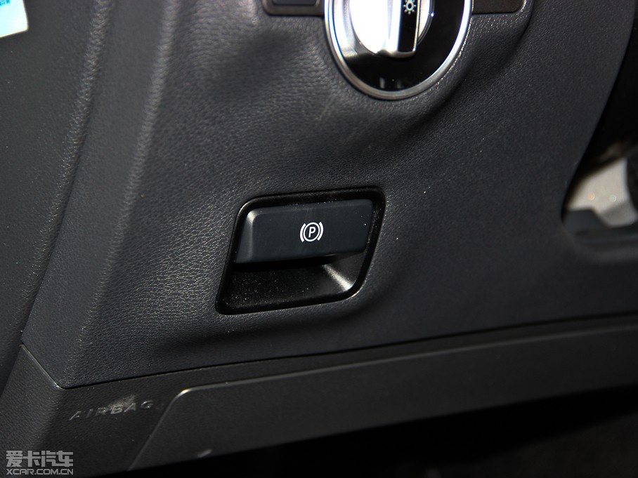 2014YCLA CLA 260 4MATIC