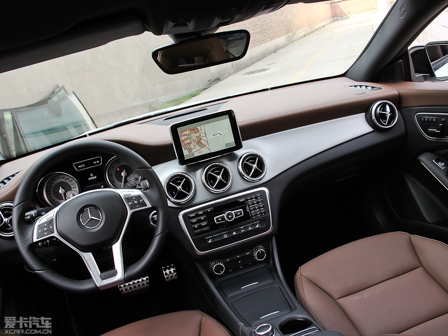 2014YCLA CLA 260 4MATIC