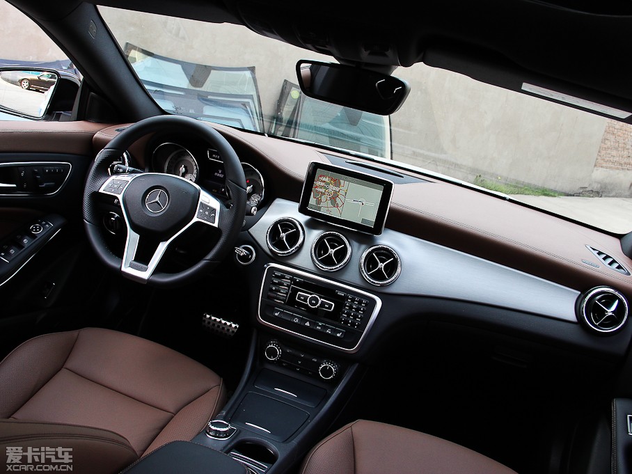 2014YCLA CLA 260 4MATIC