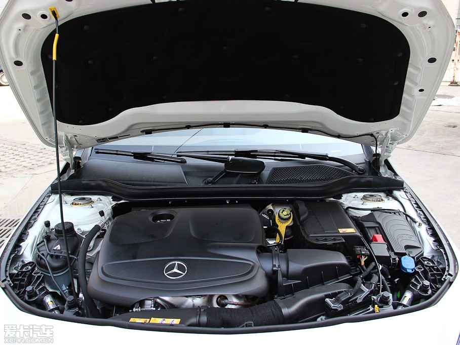 2014YCLA CLA 260 4MATIC