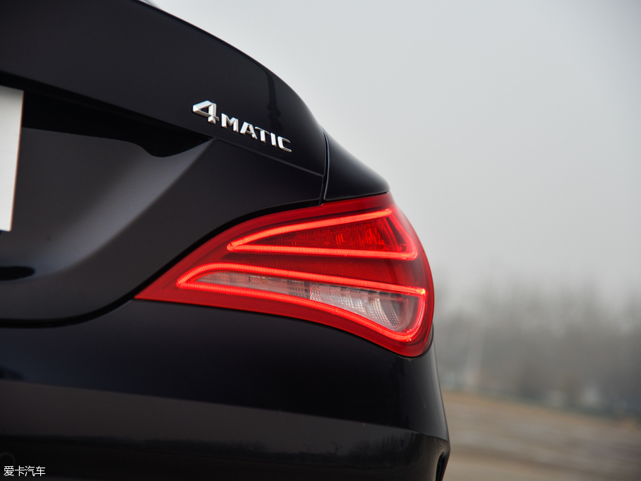 2014YCLA CLA 260 4MATIC