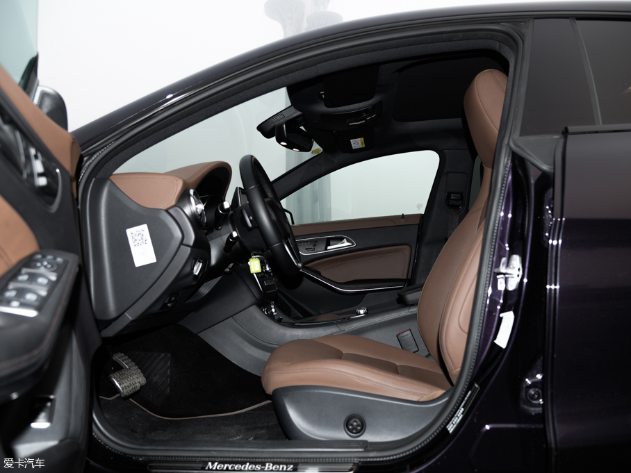 2014YCLA CLA 260 4MATIC