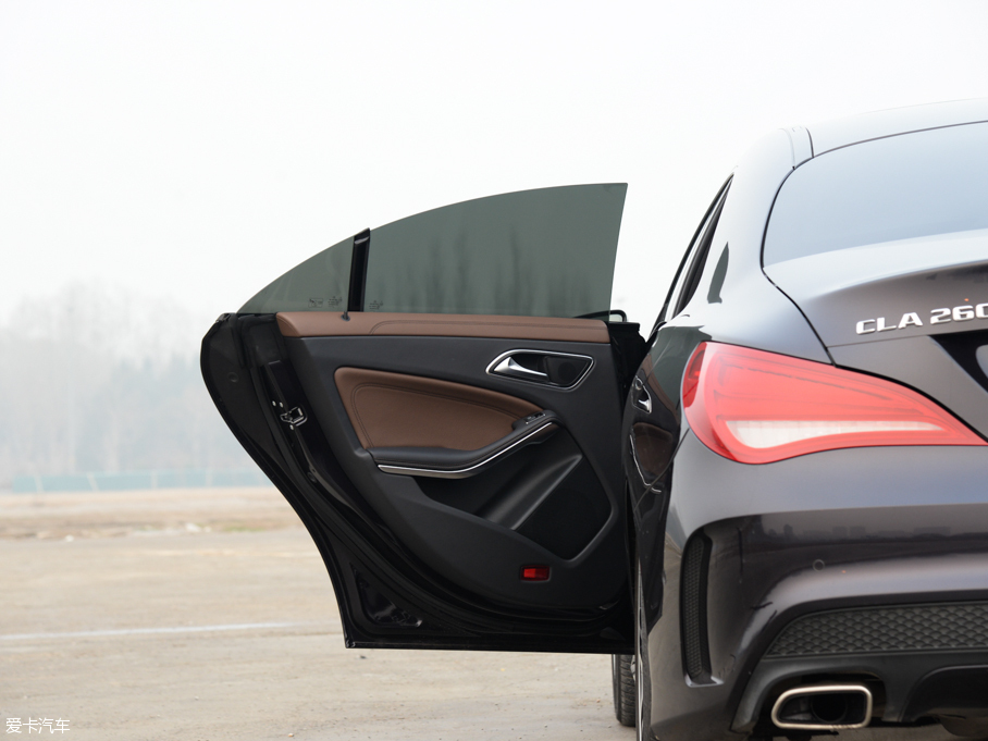 2014YCLA CLA 260 4MATIC