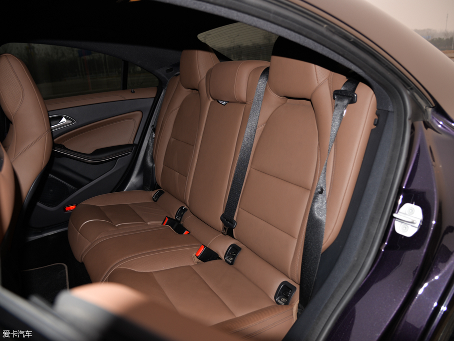 2014YCLA CLA 260 4MATIC