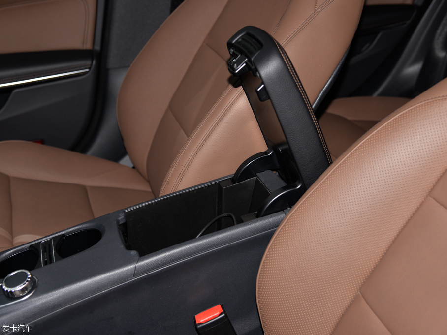 2014YCLA CLA 260 4MATIC