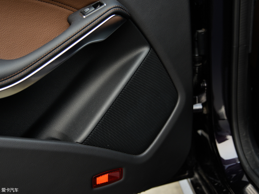 2014YCLA CLA 260 4MATIC