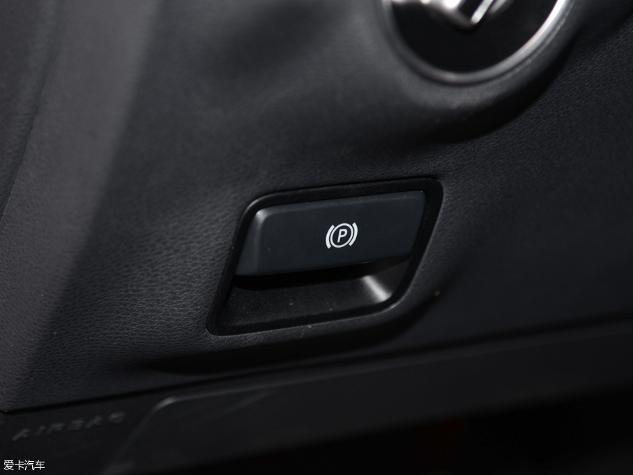 2014YCLA CLA 260 4MATIC