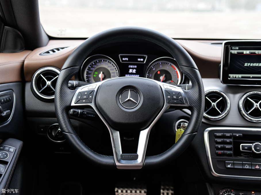 2014YCLA CLA 260 4MATIC