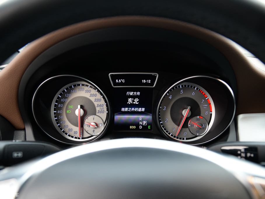 2014YCLA CLA 260 4MATIC