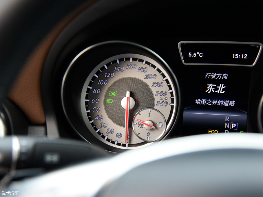 2014YCLA CLA 260 4MATIC