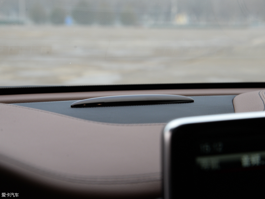 2014YCLA CLA 260 4MATIC