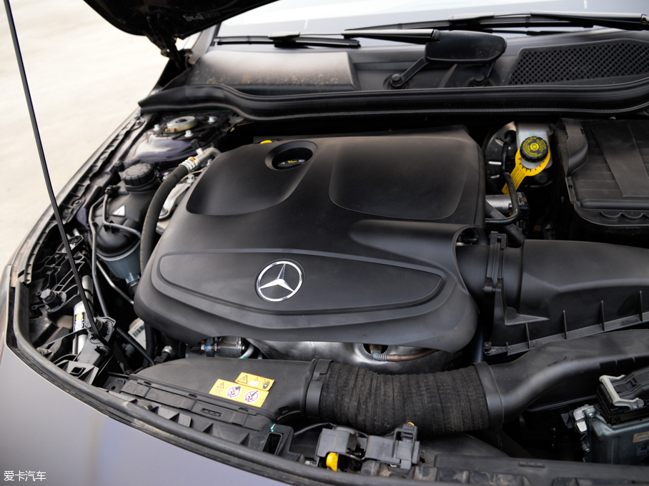 2014YCLA CLA 260 4MATIC