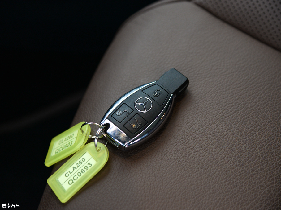 2014YCLA CLA 260 4MATIC