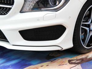 2014��CLA 260 4MATIC �������^