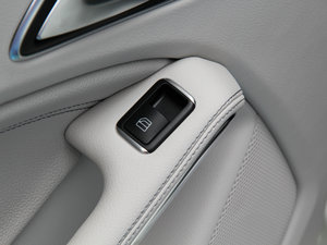 2014CLA 260 4MATIC {܇ƅ^	