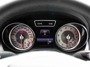 2014CLA 260 4MATIC x