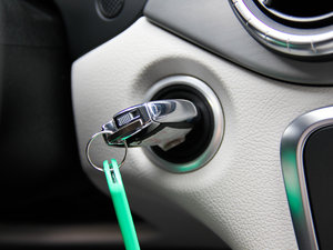 2014CLA 260 4MATIC п؅^