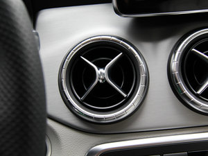 2014CLA 260 4MATIC п؅^