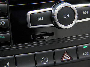 2014CLA 260 4MATIC п؅^