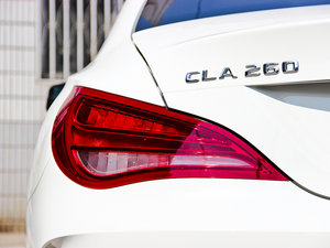2014CLA 260 4MATIC ^