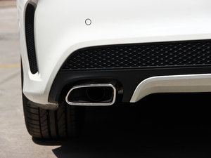 2014CLA 260 4MATIC ^