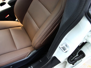 2014CLA 260 4MATIC g