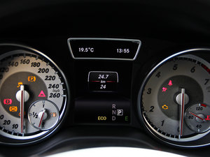 2014CLA 260 4MATIC п؅^