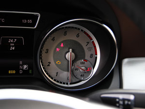 2014CLA 260 4MATIC п؅^