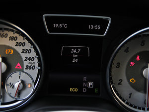 2014CLA 260 4MATIC п؅^